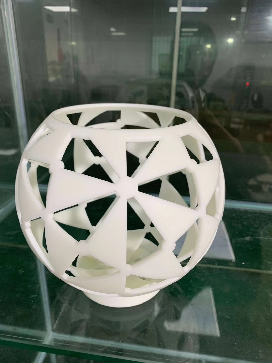 白色光敏树脂3D打印手板模型 高精度快速成型服务详解